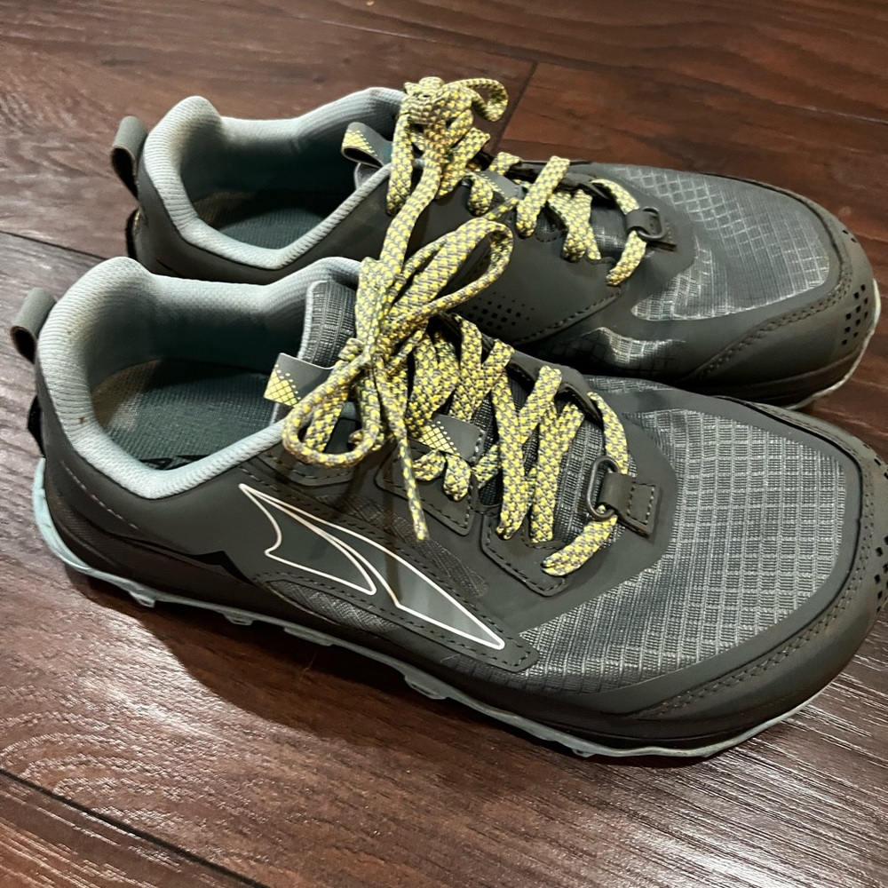 Altra lone peak 5 size 8/39
